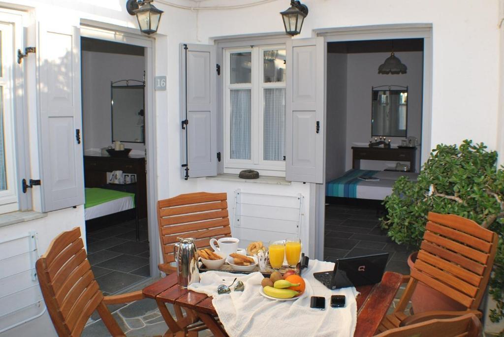 Myrto Hotel Kamares  Bilik gambar