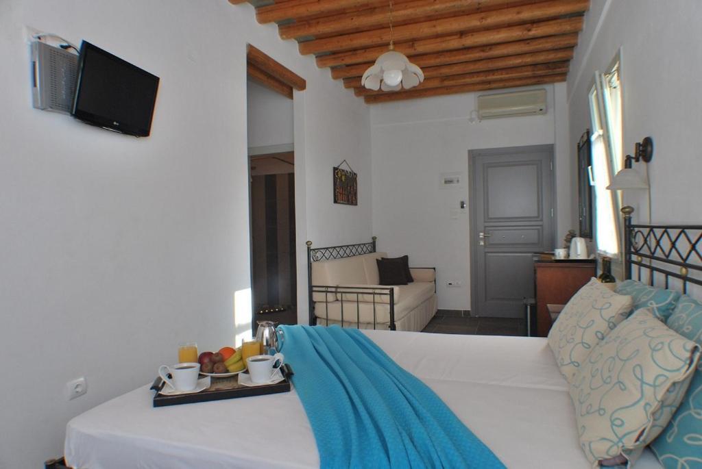 Myrto Hotel Kamares  Bilik gambar